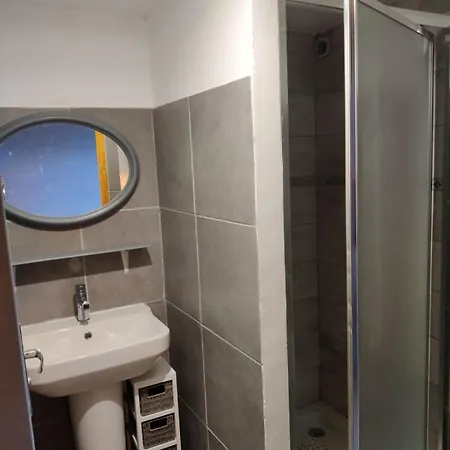 L'escale -domaine Des Boissons - *