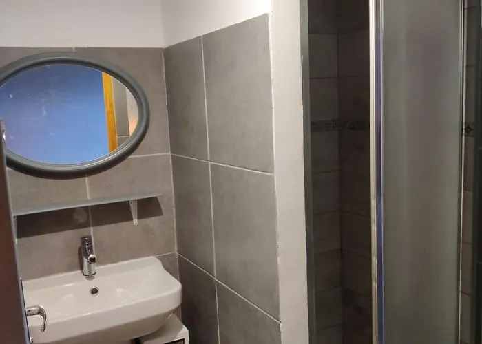 L'escale -domaine Des Boissons - *